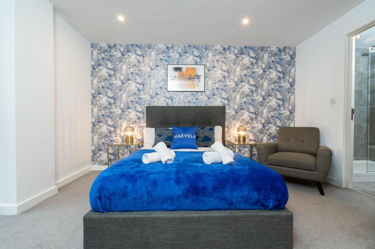 Maevela Apartments - Luxury Broad St Apartment - 2 Bed, 2 Bath - City Centre/Cube/Mailbox - With Underground Parking ✓- L Shape Sofa, Large 50 Inch Smart Tv With Free Netflix & Wifi Birmingham Luaran gambar